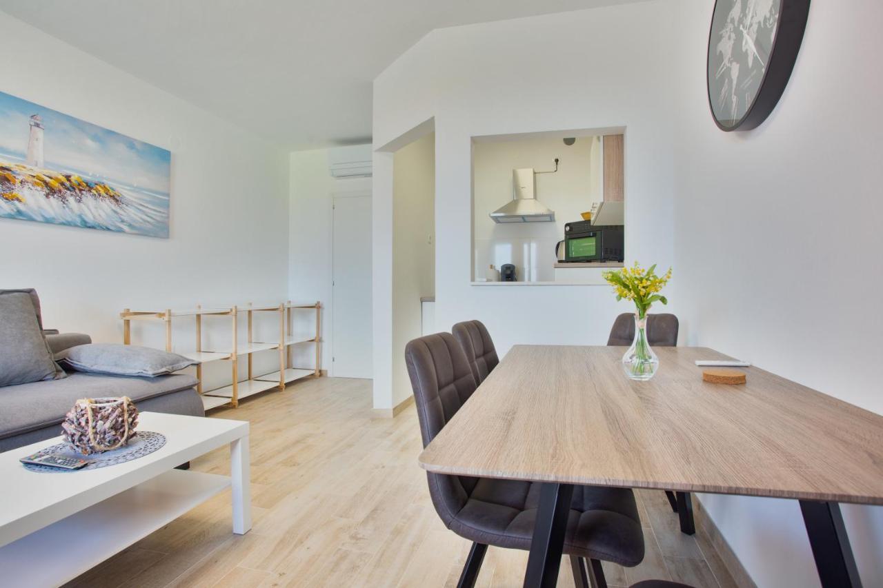 Kameni Put Apartamento Ražanac Exterior foto