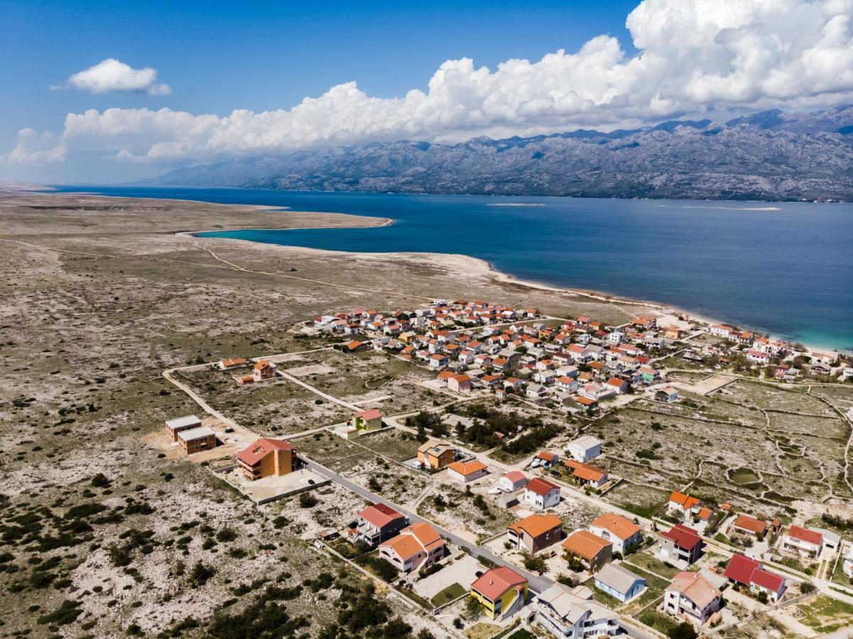 Kameni Put Apartamento Ražanac Exterior foto