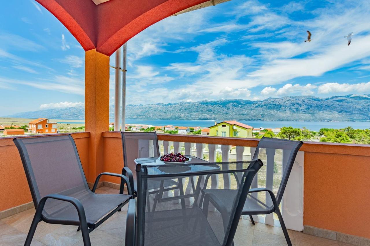 Kameni Put Apartamento Ražanac Exterior foto